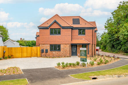 Mulberry Place, 4 bedroom Detached House for sale, £1,175,000