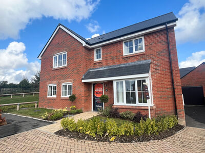 Poppy View, 4 bedroom Detached House for sale, £744,995