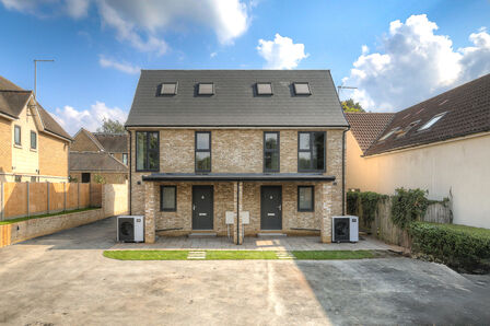 Stansted Road, 3 bedroom Semi Detached House for sale, £575,000