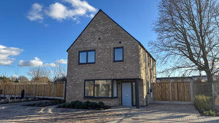 Oakview Walk, 3 bedroom Detached House for sale, £510,000