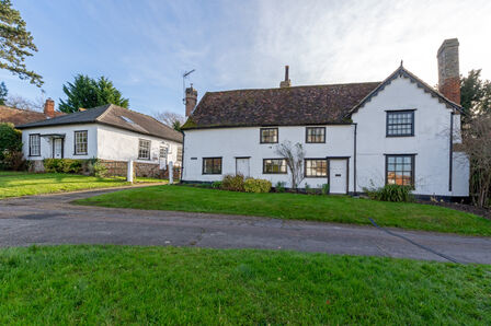 Bartlow Road, 5 bedroom Detached House for sale, £1,750,000