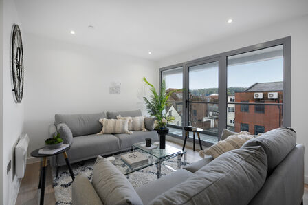 Frogmoor House, 2 bedroom  Flat for sale, £375,000