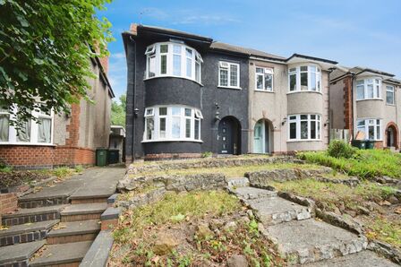 Holyhead Road, 3 bedroom Semi Detached House for sale, £320,000