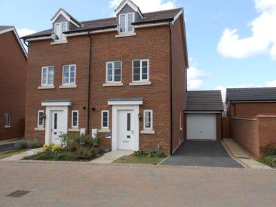 Milbey Manor, 3 bedroom Semi Detached House for sale, £179,995