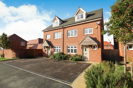 Derry Lane, 4 bedroom Semi Detached House for sale, £499,999