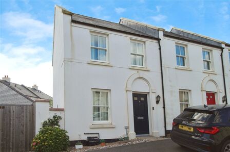 Andromeda Grove, 2 bedroom End Terrace House for sale, £250,000