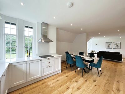 Manor Lane, 3 bedroom  Flat for sale, £695,000