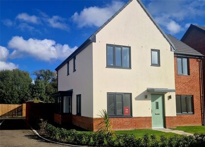 Watermills, 4 bedroom Detached House for sale, £312,950