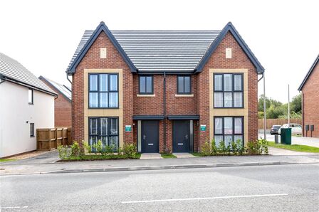 Manchester Road, 3 bedroom Semi Detached House for sale, £250,000