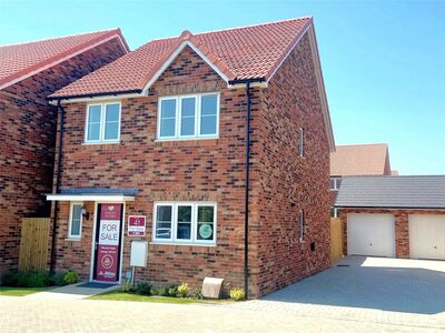 London Road, 4 bedroom Detached House for sale, £400,000