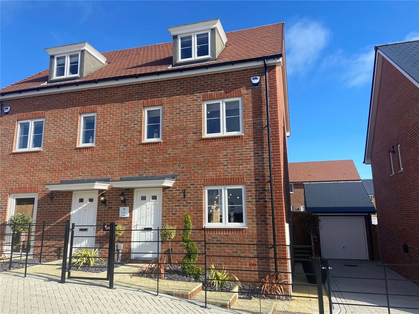 Main image of 3 bedroom Semi Detached House for sale, Cross Road, Walmer, Kent, CT14