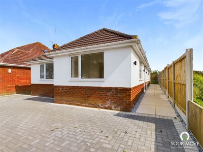 Brunswick Road, 3 bedroom Detached Bungalow for sale, £425,000