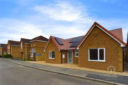 Coulon Close, 2 bedroom Detached Bungalow for sale, £375,000