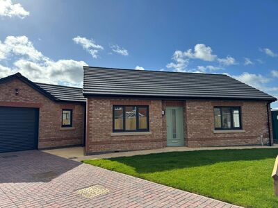 Cultram Close, 2 bedroom Detached Bungalow for sale, £300,000