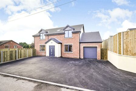 Station Hill, 4 bedroom Detached House for sale, £485,000