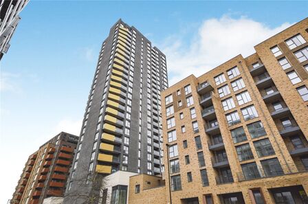 Prince Regent Road, 2 bedroom  Flat for sale, £550,000